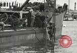 Standbild europäische Schiffe Ägypten, 1956, aus Sekunde 8 historischem Filmmaterial Videoclip 65675064696