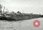 Standbild europäische Schiffe Ägypten, 1956, aus Sekunde 43 historischem Filmmaterial Videoclip 65675064696