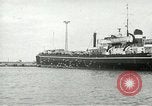 Standbild europäische Schiffe Ägypten, 1956, aus Sekunde 49 historischem Filmmaterial Videoclip 65675064696