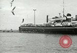 Standbild europäische Schiffe Ägypten, 1956, aus Sekunde 50 historischem Filmmaterial Videoclip 65675064696