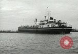 Standbild europäische Schiffe Ägypten, 1956, aus Sekunde 62 historischem Filmmaterial Videoclip 65675064696