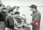 Standbild europäische Schiffe Ägypten, 1956, aus Sekunde 8 historischem Filmmaterial Videoclip 65675064697