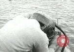 Standbild europäische Schiffe Ägypten, 1956, aus Sekunde 31 historischem Filmmaterial Videoclip 65675064697