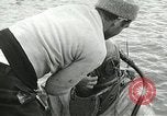 Standbild europäische Schiffe Ägypten, 1956, aus Sekunde 32 historischem Filmmaterial Videoclip 65675064697