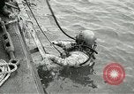 Standbild europäische Schiffe Ägypten, 1956, aus Sekunde 51 historischem Filmmaterial Videoclip 65675064697