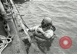 Standbild europäische Schiffe Ägypten, 1956, aus Sekunde 56 historischem Filmmaterial Videoclip 65675064697