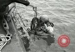 Standbild europäische Schiffe Ägypten, 1956, aus Sekunde 59 historischem Filmmaterial Videoclip 65675064697