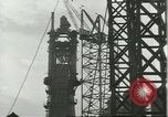 Standbild Hochofen Aviles Asturias Spanien, 1957, aus Sekunde 31 historischem Filmmaterial Videoclip 65675064698