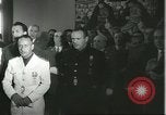 Standbild spanische Würdenträger Spanien, 1957, aus Sekunde 25 historischem Filmmaterial Videoclip 65675064699