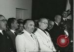Standbild spanische Würdenträger Spanien, 1957, aus Sekunde 29 historischem Filmmaterial Videoclip 65675064699