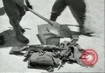 Standbild japanische Arbeiter Japan, 1957, aus Sekunde 25 historischem Filmmaterial Videoclip 65675064703