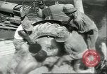 Standbild japanische Arbeiter Japan, 1957, aus Sekunde 40 historischem Filmmaterial Videoclip 65675064703