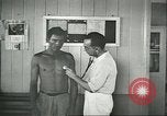 Image Hôpital de plantation de caoutchouc Ford au Brésil Brésil, 1942, de la seconde 30 séquences d'archives historiques vidéo 65675064714