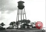 Standbild Arbeiter Dorf für Fordlandia Brasilien, 1932, aus Sekunde 44 historischem Filmmaterial Videoclip 65675064729