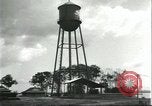 Standbild Arbeiter Dorf für Fordlandia Brasilien, 1932, aus Sekunde 45 historischem Filmmaterial Videoclip 65675064729