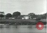 Standbild Dorf in Brasilien vom Fluss aus gesehen Brasilien, 1932, aus Sekunde 4 historischem Filmmaterial Videoclip 65675064730