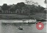 Standbild Dorf in Brasilien vom Fluss aus gesehen Brasilien, 1932, aus Sekunde 17 historischem Filmmaterial Videoclip 65675064730