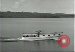 Standbild Dorf in Brasilien vom Fluss aus gesehen Brasilien, 1932, aus Sekunde 34 historischem Filmmaterial Videoclip 65675064730