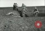 Standbild deutsche Truppen Russland, 1942, aus Sekunde 41 historischem Filmmaterial Videoclip 65675064769