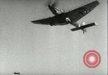 Standbild deutsche Flugzeuge Sewastopol Ukraine Sowjetunion, 1942, aus Sekunde 44 historischem Filmmaterial Videoclip 65675064772