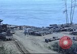 Immagine di 388 Reggimento di lavoratori a progetto Canol Canada, 1943, secondo 3 filmato di repertorio 65675064778