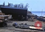Immagine di 388 Reggimento di lavoratori a progetto Canol Canada, 1943, secondo 16 filmato di repertorio 65675064778
