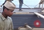 Immagine di 388 Reggimento di lavoratori a progetto Canol Canada, 1943, secondo 61 filmato di repertorio 65675064778