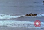 Standbild US Navy SEALs Okinawa Ryukyu Inseln, 1970, aus Sekunde 16 historischem Filmmaterial Videoclip 65675064841