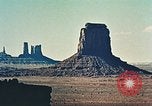 Image Le Navajo Nation Monument Valley Park United States USA, 1961, de la seconde 11 séquences d'archives historiques vidéo 65675064859