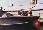 Standbild Patrol Torpedo Boot Besatzung Pacific Theater, 1943, aus Sekunde 20 historischem Filmmaterial Videoclip 65675064952