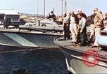 Standbild Patrol Torpedo Boot Besatzung Pacific Theater, 1943, aus Sekunde 39 historischem Filmmaterial Videoclip 65675064952