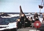 Standbild Patrol Torpedo Boot Besatzung Pacific Theater, 1943, aus Sekunde 43 historischem Filmmaterial Videoclip 65675064952