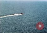 Standbild Patrol Torpedo Boot Besatzung Pacific Theater, 1943, aus Sekunde 12 historischem Filmmaterial Videoclip 65675064953