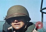 Standbild Patrol Torpedo Boot Besatzung Pacific Theater, 1943, aus Sekunde 39 historischem Filmmaterial Videoclip 65675064953
