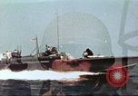 Standbild Patrol Torpedo Boot Besatzung Pacific Theater, 1943, aus Sekunde 1 historischem Filmmaterial Videoclip 65675064954