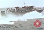 Standbild Patrol Torpedo Boot Besatzung Pacific Theater, 1943, aus Sekunde 20 historischem Filmmaterial Videoclip 65675064954