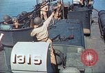 Standbild Patrol Torpedo Boot Besatzung Pacific Theater, 1943, aus Sekunde 27 historischem Filmmaterial Videoclip 65675064954