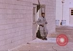 Immagine di Airman su sled New Mexico United States USA, 1958, secondo 6 filmato di repertorio 65675064992
