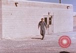 Standbild Flieger Beeding auf daisy Anschluss New Mexico United States USA, 1958, aus Sekunde 22 historischem Filmmaterial Videoclip 65675064998
