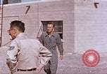 Standbild Flieger Beeding auf daisy Anschluss New Mexico United States USA, 1958, aus Sekunde 29 historischem Filmmaterial Videoclip 65675064998