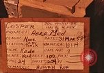 Standbild Flieger Beeding getestet auf Schlitten New Mexico United States USA, 1958, aus Sekunde 14 historischem Filmmaterial Videoclip 65675065001