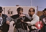 Standbild Flieger Beeding getestet auf Schlitten New Mexico United States USA, 1958, aus Sekunde 27 historischem Filmmaterial Videoclip 65675065001