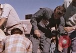 Standbild Flieger Beeding getestet auf Schlitten New Mexico United States USA, 1958, aus Sekunde 44 historischem Filmmaterial Videoclip 65675065001