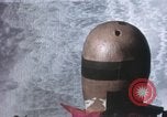 Immagine di Fantoccio in gondola New Mexico United States USA, 1957, secondo 17 filmato di repertorio 65675065007