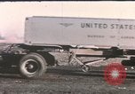 Immagine di Il trasporto della gondola New Mexico United States USA, 1957, secondo 3 filmato di repertorio 65675065022
