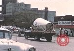 Immagine di Il trasporto della gondola New Mexico United States USA, 1957, secondo 32 filmato di repertorio 65675065022