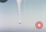 Immagine di Lancio del pallone New Mexico United States USA, 1957, secondo 58 filmato di repertorio 65675065023