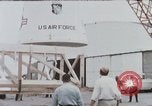 Image fonctionnement haute Dive New Mexico United States USA, 1957, de la seconde 44 séquences d'archives historiques vidéo 65675065025