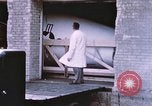 Image gondola dans le bâtiment New Mexico United States USA, 1957, de la seconde 57 séquences d'archives historiques vidéo 65675065036