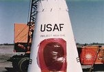 Image lancer de ballons New Mexico United States USA, 1957, de la seconde 23 séquences d'archives historiques vidéo 65675065038